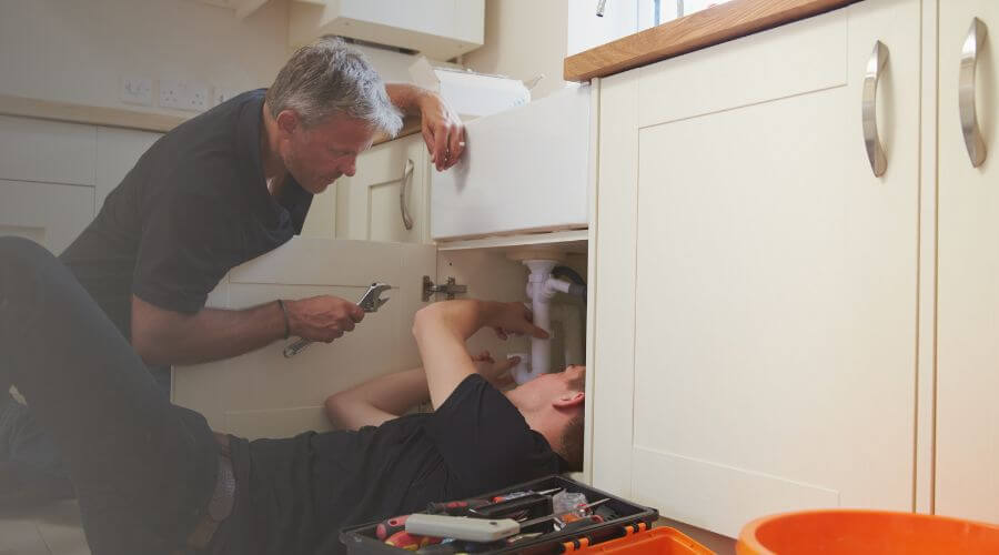 Professional burst pipe repair services in Comstock, TX